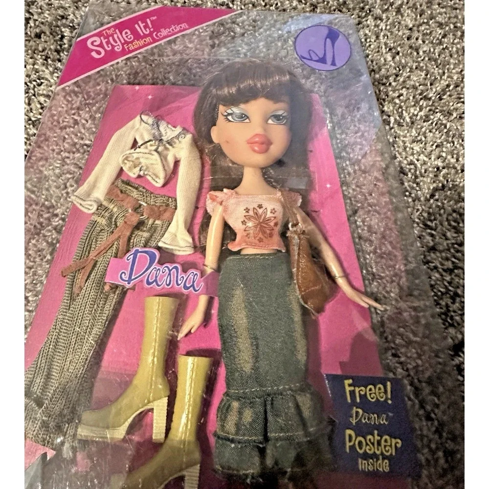 Bratz Dana Style It! Fashion Collection Doll with Poster 2003 MGA - New In Box